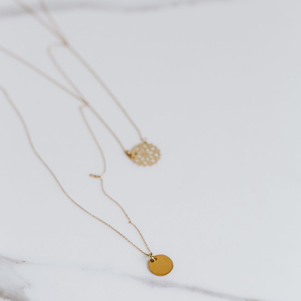 Dainty Medallion Layering Necklace Set
