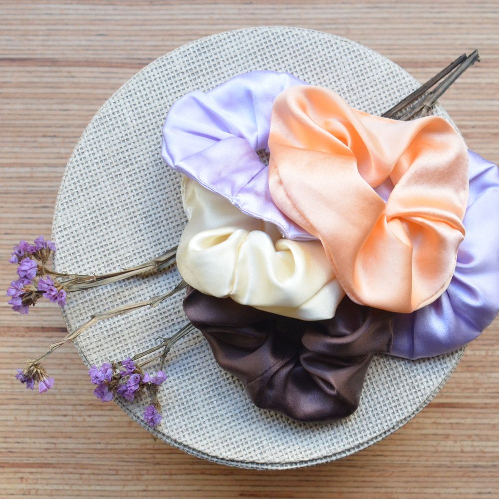 Satin Scrunchie Set (5-Pack) — image 4