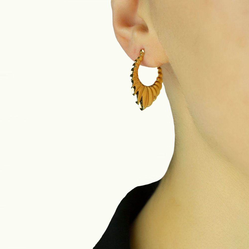 Sculpted Shell Hoop Earrings — image 6